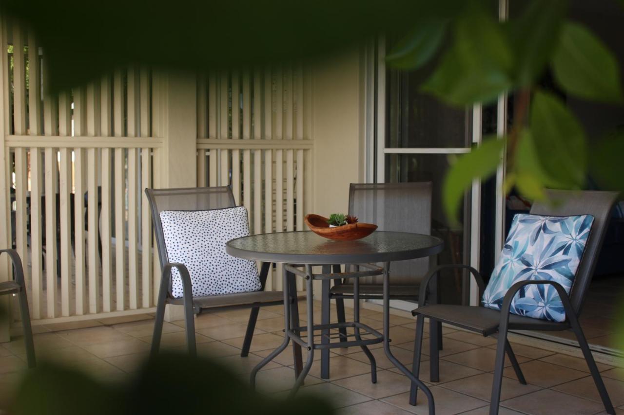 At The Sound Noosa Motel Noosaville Esterno foto